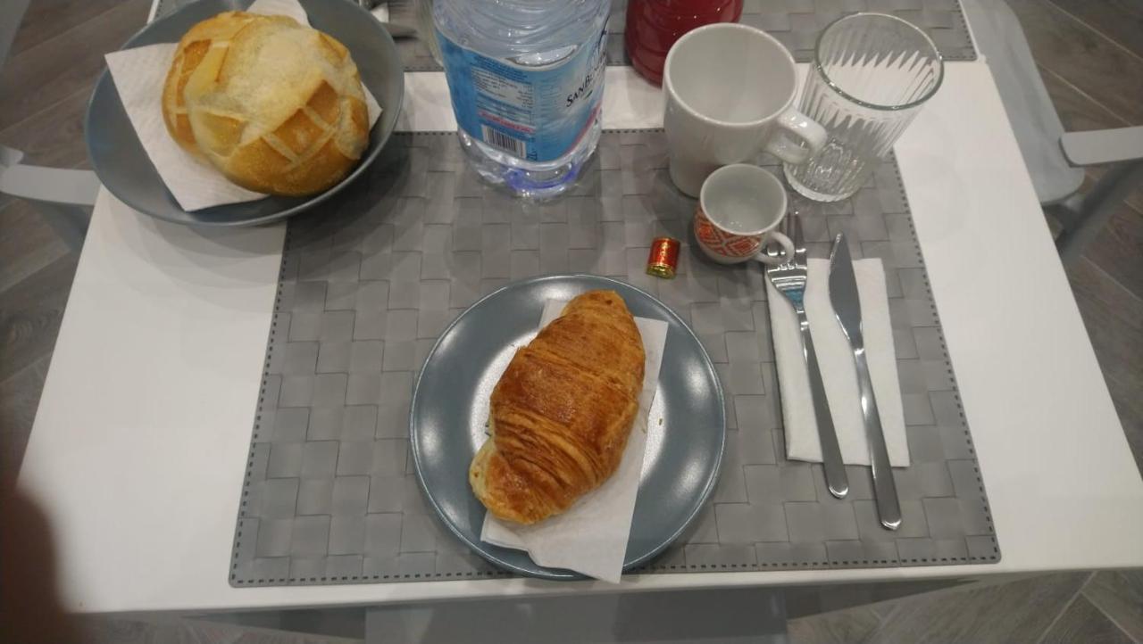 Soggiorno Napoletano Наполи Екстериор снимка