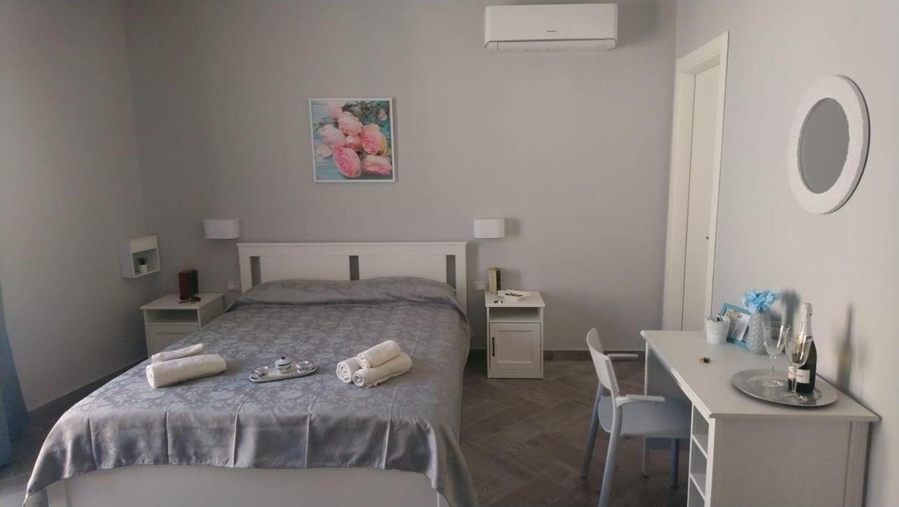Soggiorno Napoletano Наполи Екстериор снимка